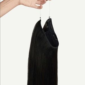 Luxy 20”black halo hair extensions in off black comes with original box